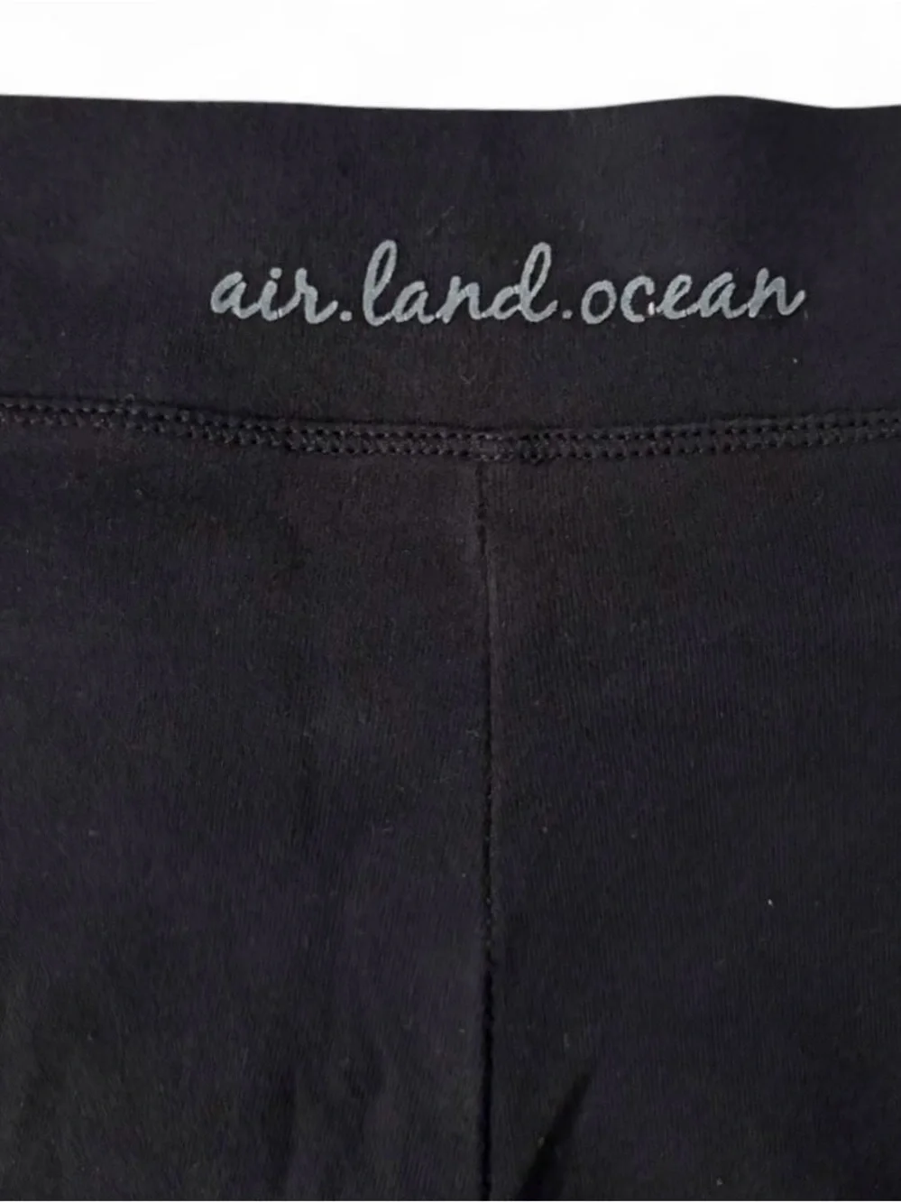 Alo Yoga XS black high-waisted flair leggings with elastic waistband